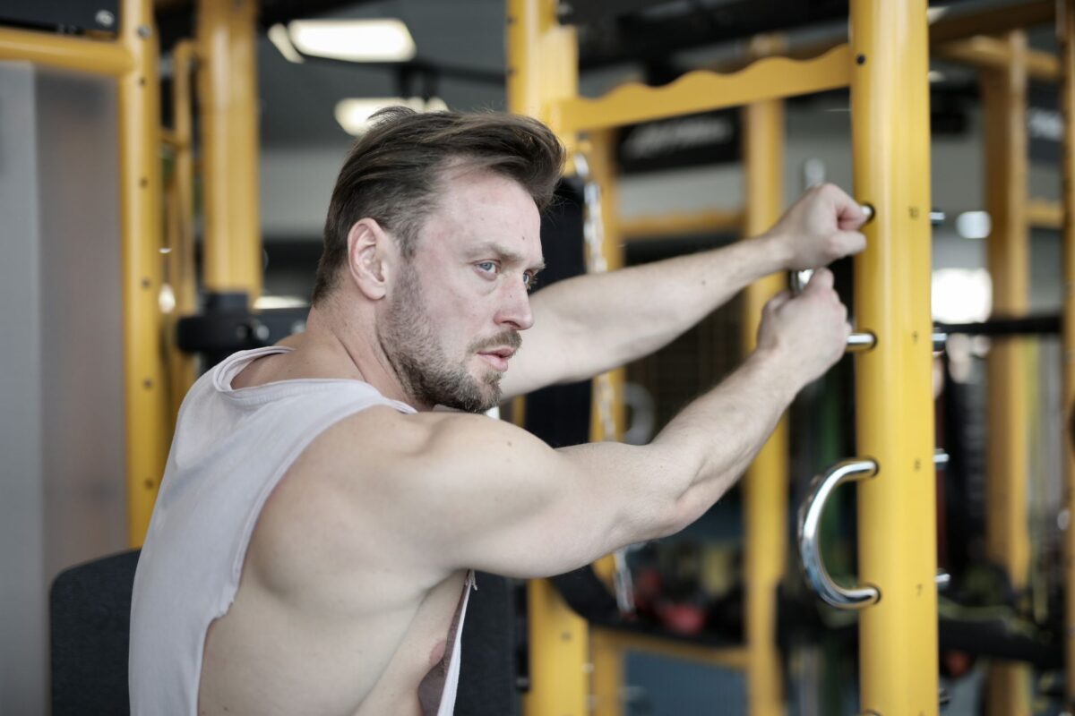 barre front triceps exécuter